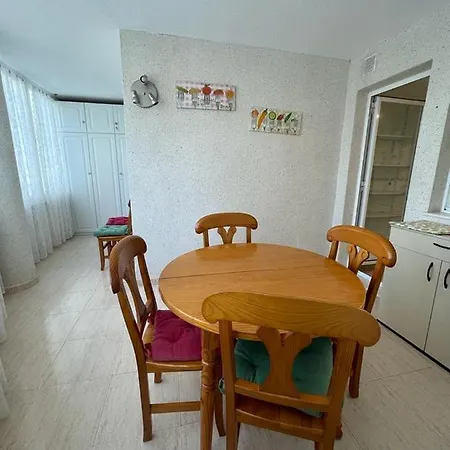 Apartment Apolo *